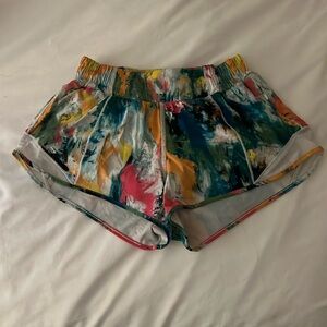 Lululemon Hotty Hot Low Rise Shorts No Limits